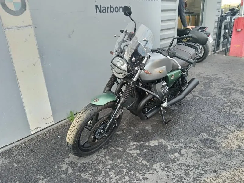 MOTO-GUZZI 850 Stone