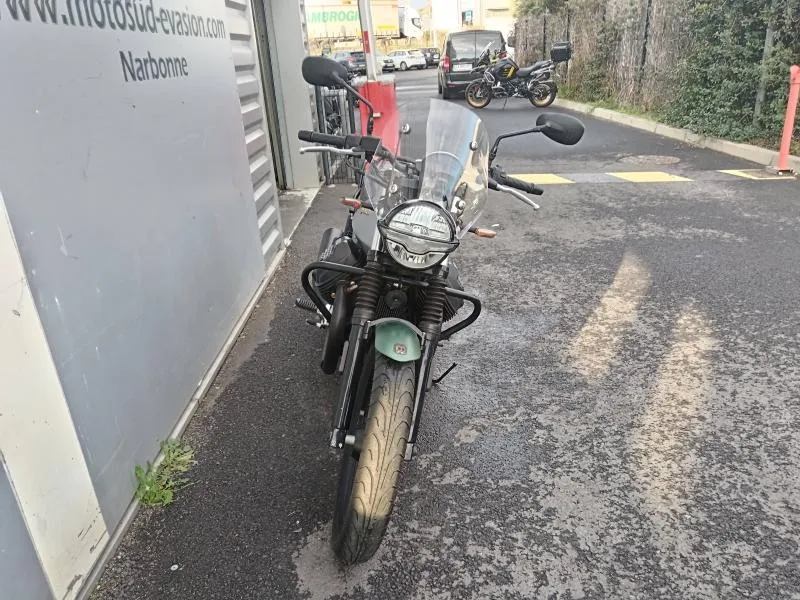 MOTO-GUZZI 850 Stone