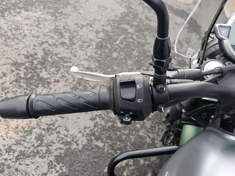 MOTO-GUZZI 850 Stone