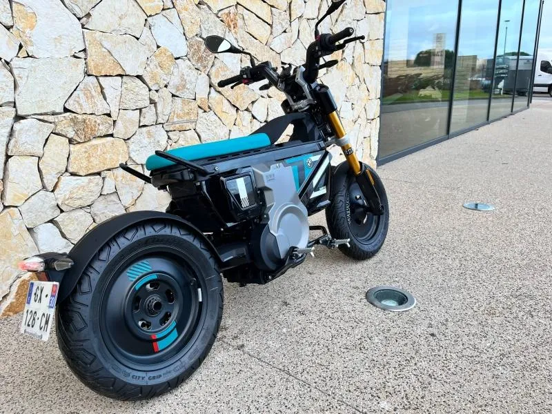 BMW CE02  125 cm3