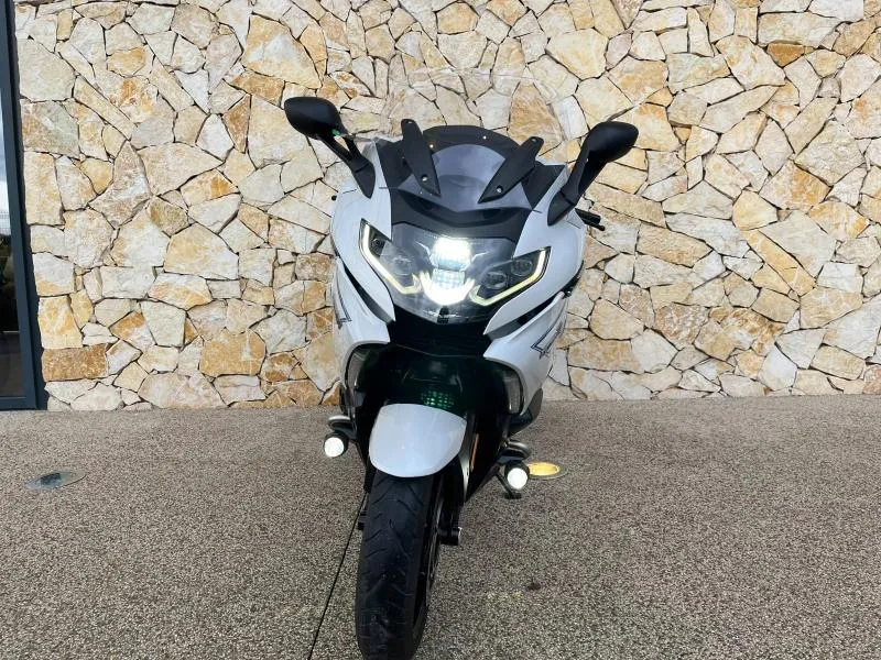 BMW 1600 GT FULL PACK + OPTION 719