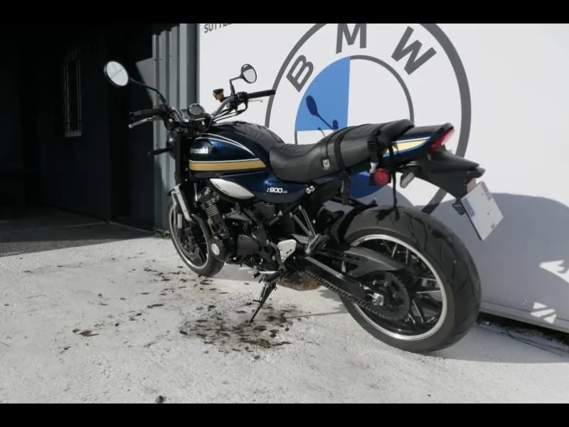 KAWASAKI 900 RS
