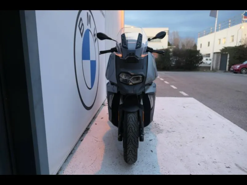 BMW 400 X Pack Confort + Top Case