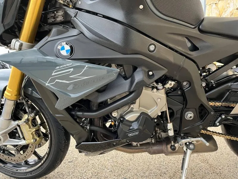 BMW 1000 R pack + options