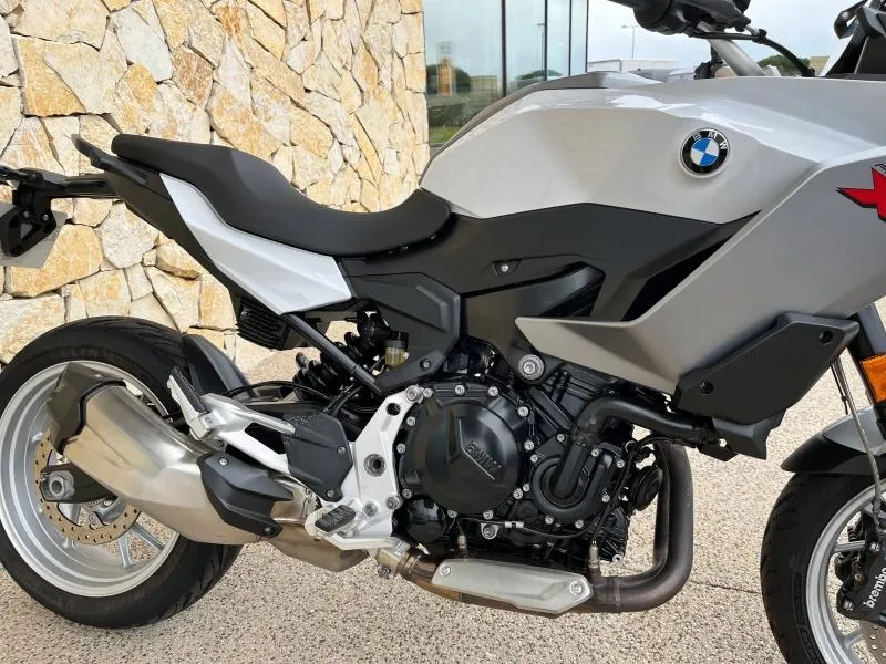 BMW 900 XR 105cv
