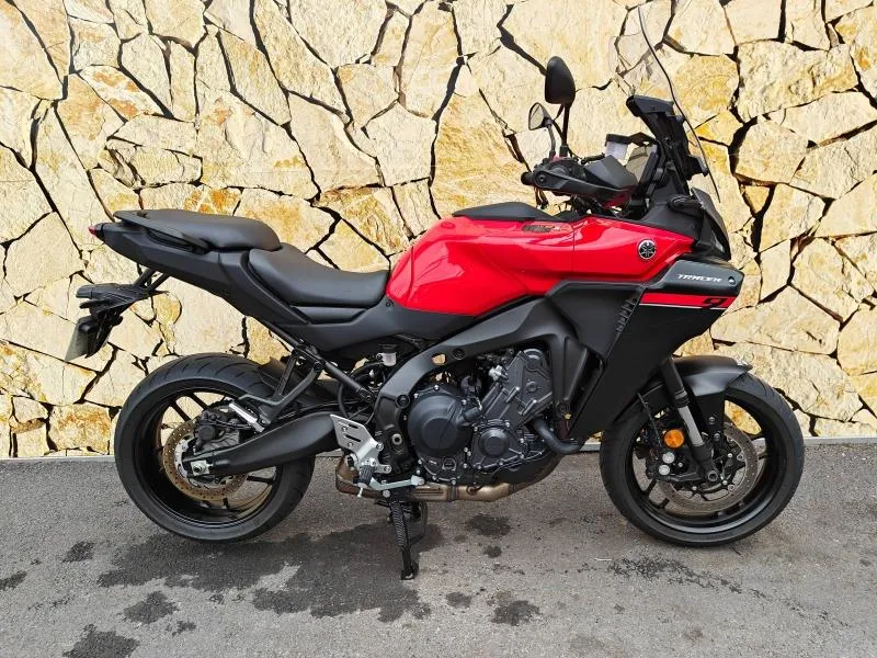 YAMAHA 9 900