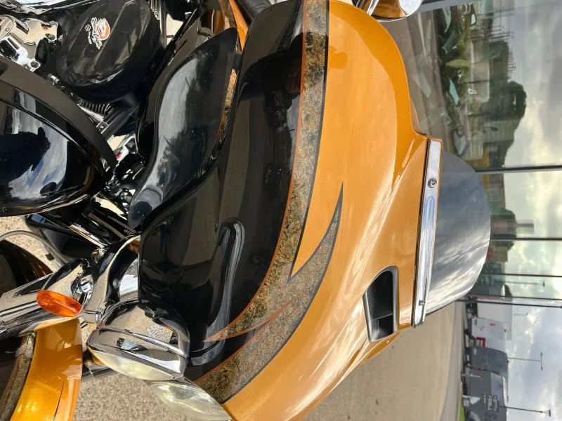 HARLEY-DAVIDSON TOURING ELECTRA GLIDE 1800 ULTRA LIMITED CVO FLHTKSE