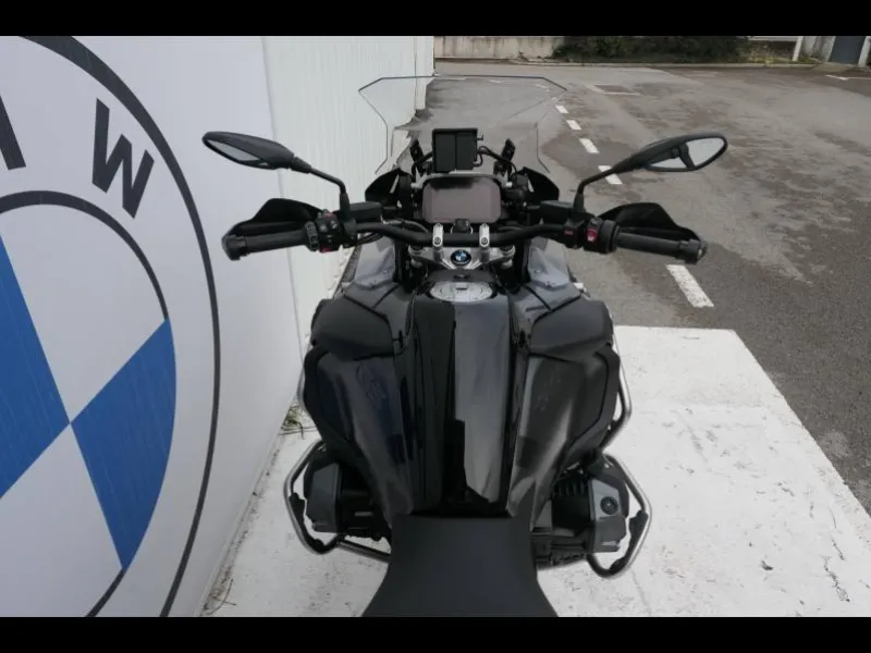 BMW 1250 GS Adventure Style Triple Black Finition Pro + Top Case