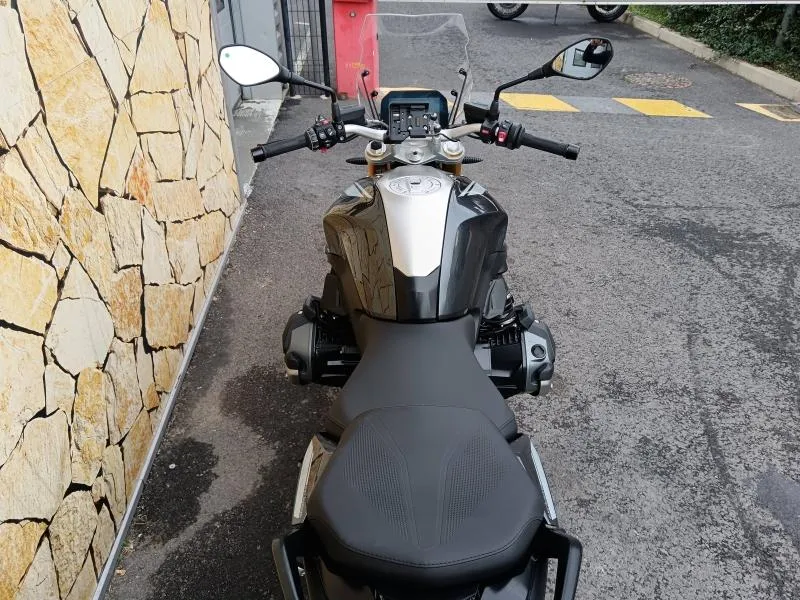 BMW 1250 R