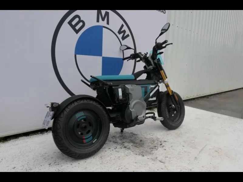 BMW E02 AM 50cm3 Pack Highline + Options CE02 CE 02