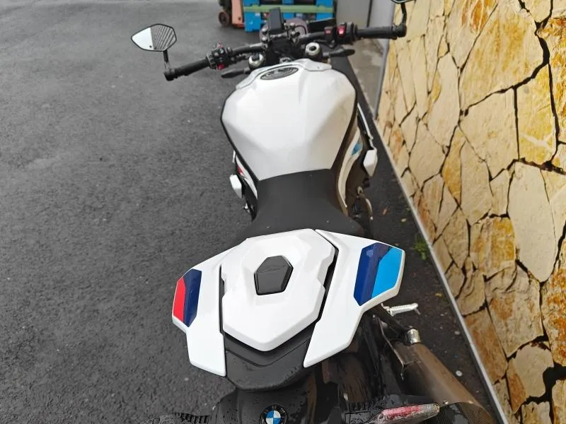 BMW 1000 R 2025
