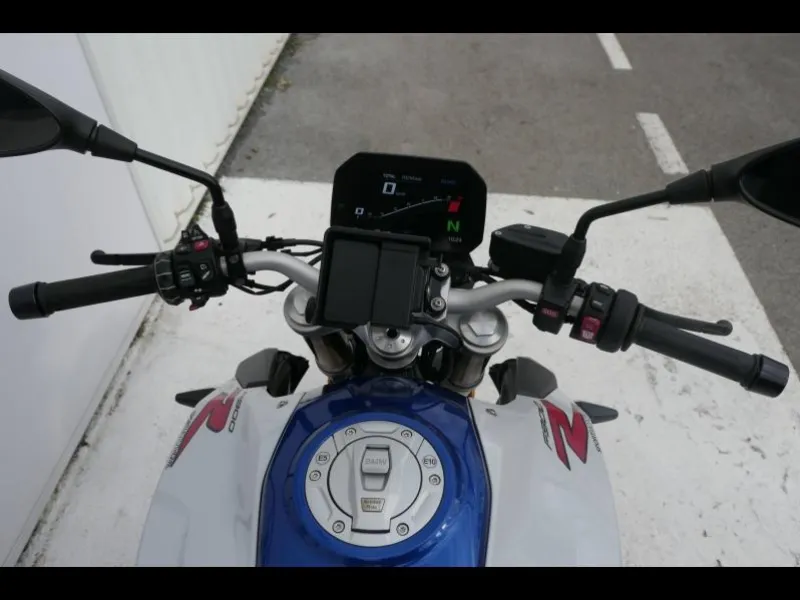 BMW 900 R 105ch Style Sport Finition Pro