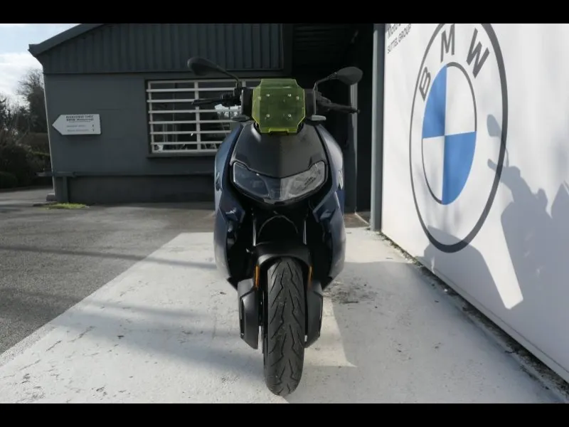 BMW E04 (125cm3) Finition Pro Style Avantgarde CE04 CE 04 11kw Permis A1