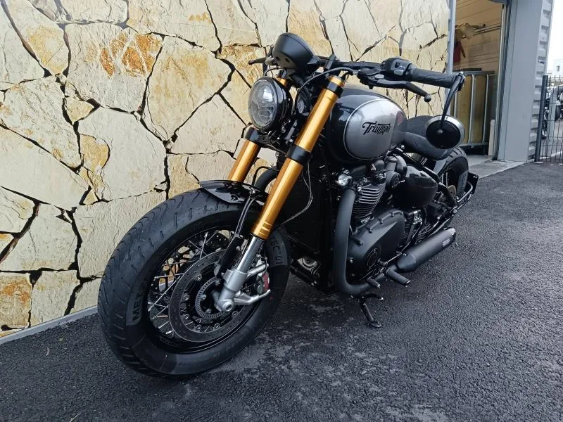 TRIUMPH Bobber 1200 ABS