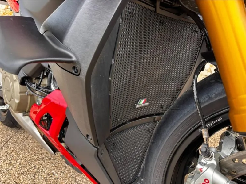 DUCATI 1103 Streetfighter V4 S