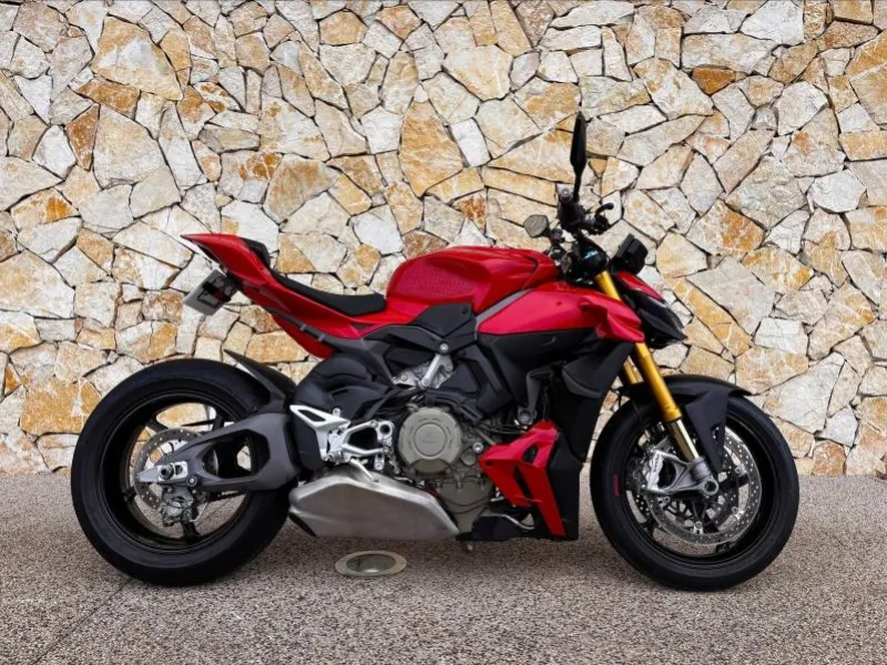 DUCATI 1103 Streetfighter V4 S