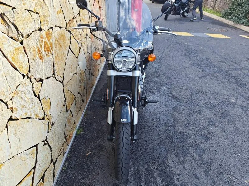 ROYAL ENFIELD 650 Astral