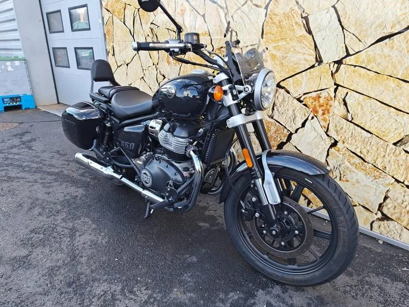 ROYAL ENFIELD 650 Astral