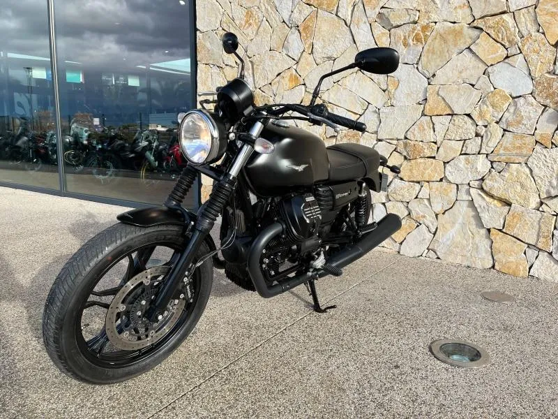 MOTO-GUZZI 750 Stone ABS + TC Euro 4