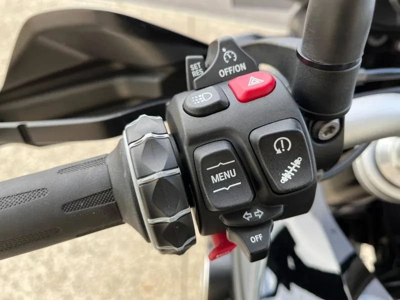 BMW 850 GS full pack + options