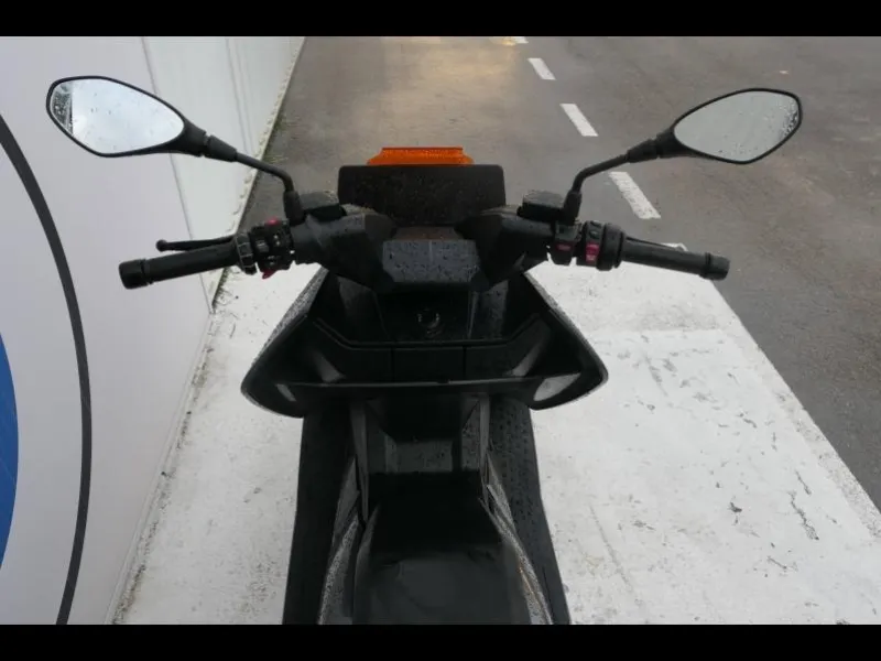 BMW E04 11kW Permis A1 (125cm3) Finition Pro Style Avantgarde CE04 CE 04