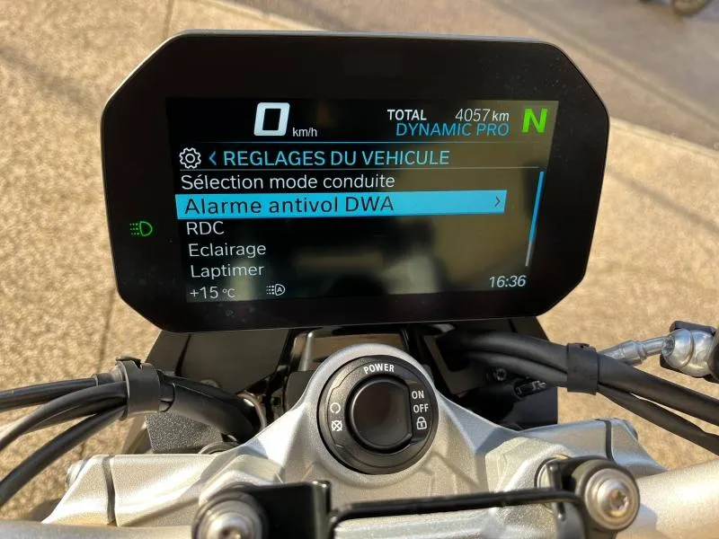 BMW 900 R A2 full pack