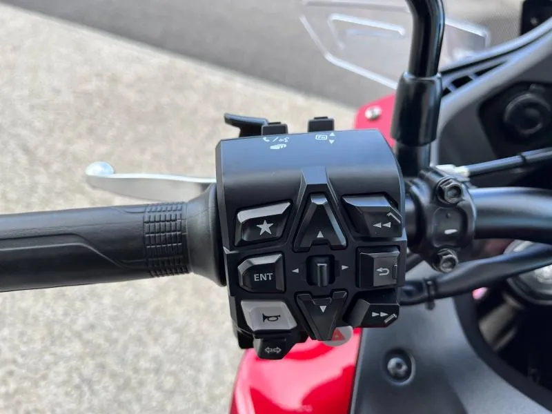 HONDA 1100 AVEC SHIFTER + OPTIONS