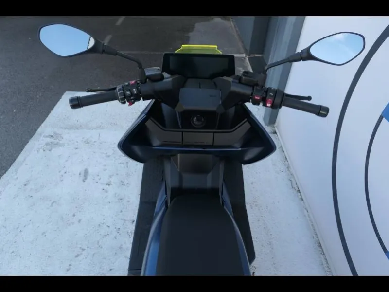 BMW E04 (125cm3) Finition Pro Style Avantgarde CE04 CE 04 11kw Permis A1