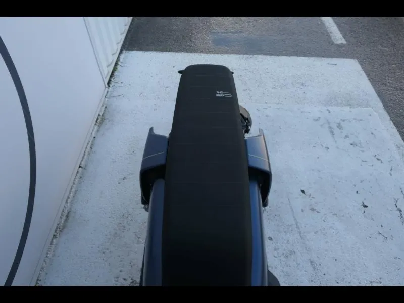 BMW E04 (125cm3) Finition Pro Style Avantgarde CE04 CE 04 11kw Permis A1