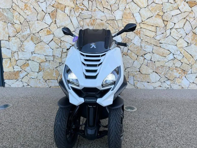 PEUGEOT 400 SW + options