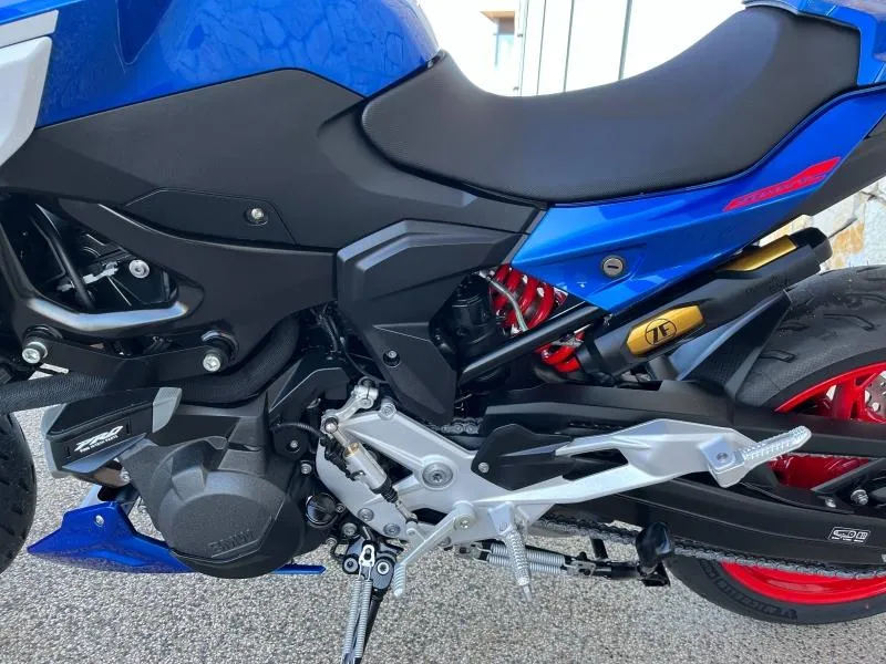 BMW 900 R 2025 FULL PACK PRO 105CV