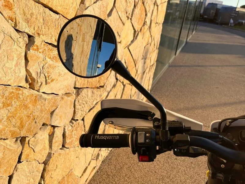 HUSQVARNA Supermoto 2022 + OPTIONS