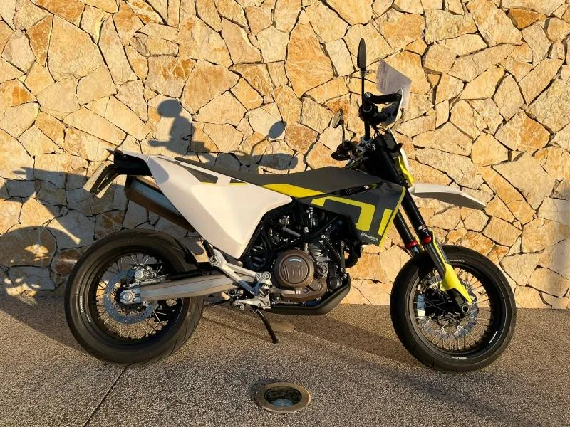 HUSQVARNA Supermoto 2022 + OPTIONS