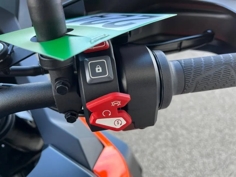 KTM 1290 S 2023 AVEC TECH PACK