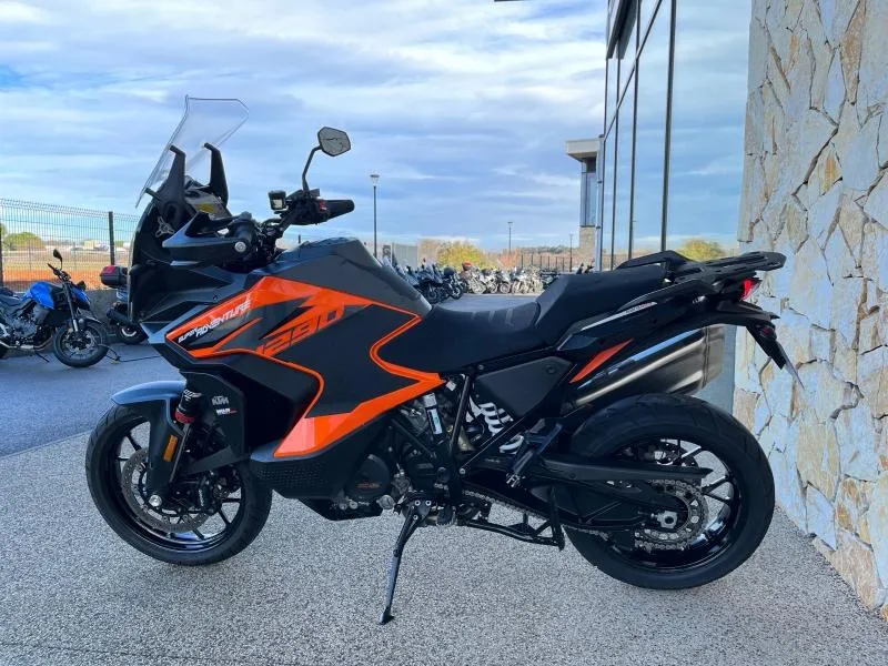 KTM 1290 S 2023 AVEC TECH PACK