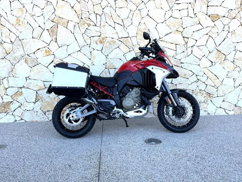 DUCATI V4 Rally 1160 Adventure Travel & Radar FULL OPTIONS
