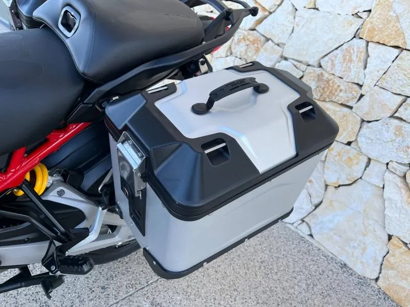 DUCATI V4 Rally 1160 Adventure Travel & Radar FULL OPTIONS