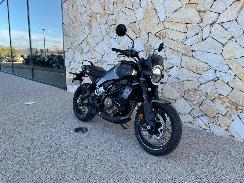 HUSQVARNA 401  35KM SEULEMENT GRIS/NOIR