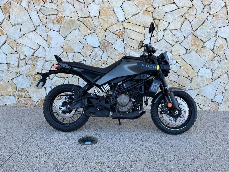 HUSQVARNA 401  35KM SEULEMENT GRIS/NOIR