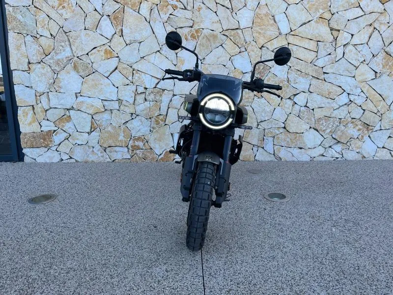 HUSQVARNA 401  35KM SEULEMENT GRIS/NOIR