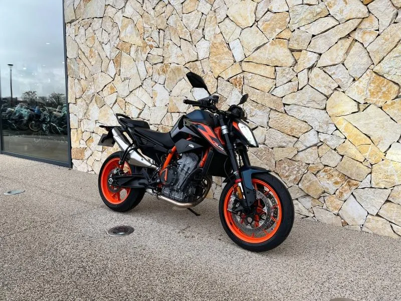 KTM 890 R