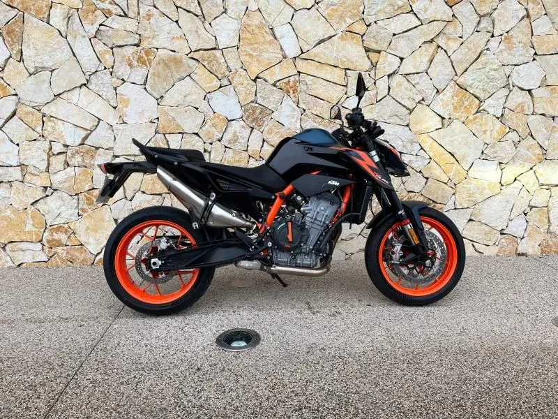 KTM 890 R