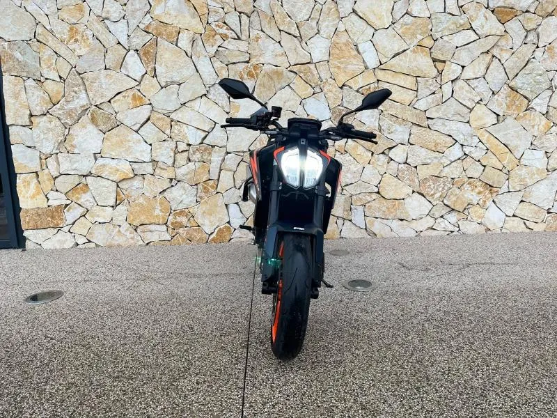 KTM 890 R