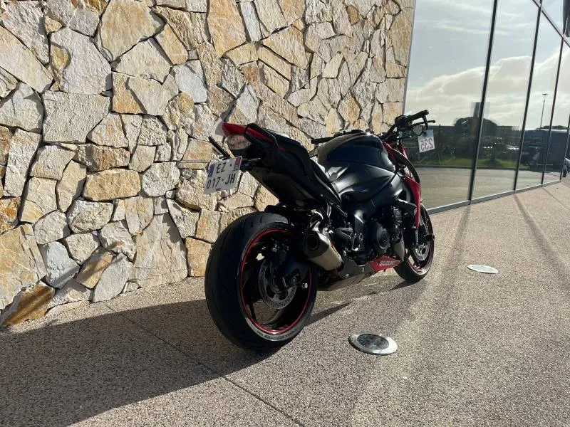 SUZUKI 1000 ABS 2018 + OPTIONS