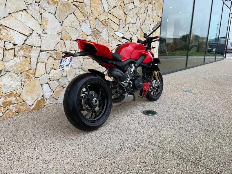 DUCATI 1103 V4 S + OPTIONS