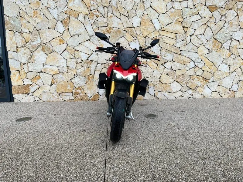 DUCATI 1103 V4 S + OPTIONS