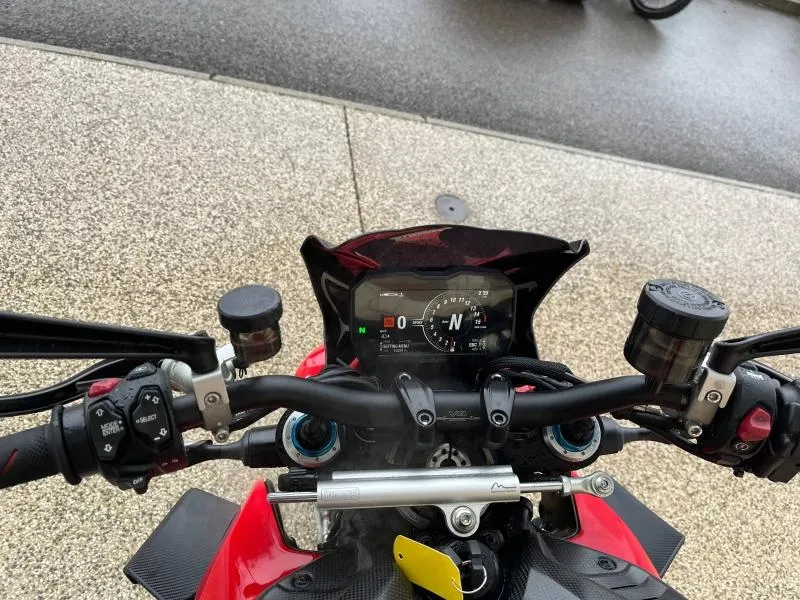 DUCATI 1103 V4 S + OPTIONS