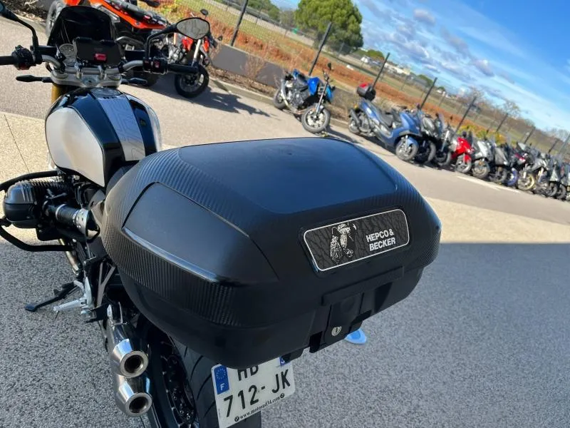 BMW 12 Nine T finition pro option 719 nineT