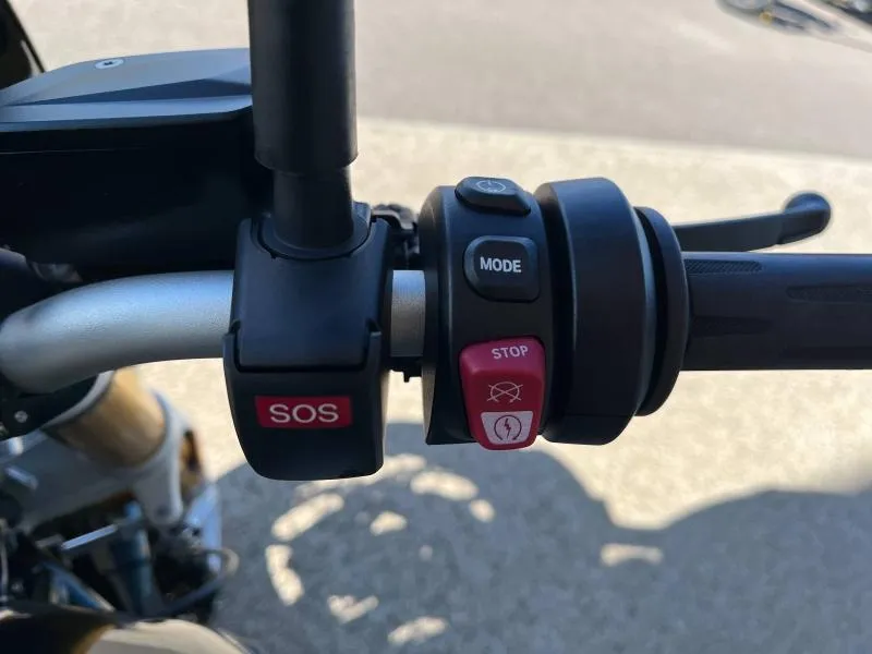 BMW 12 Nine T finition pro option 719 nineT