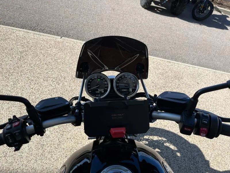 BMW 12 Nine T finition pro option 719 nineT